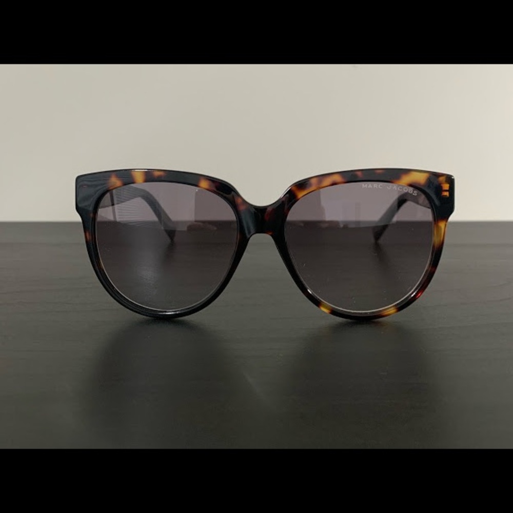 Marc Jacobs sunglasses